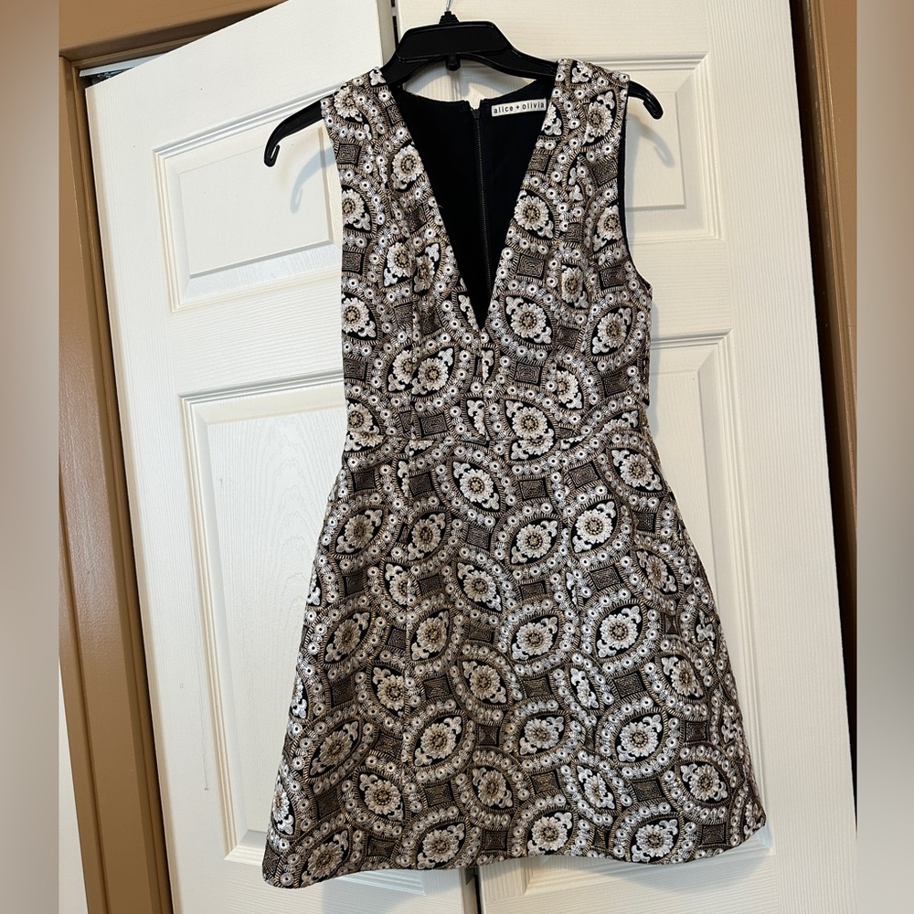 Alice + Olivia Patty Embroidered Gold Mini Dress with pockets